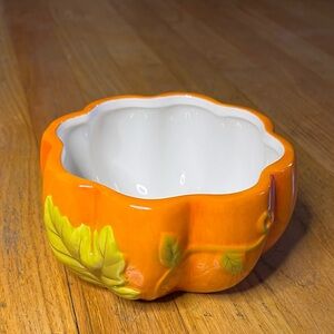 Small Pumpkin Bowl